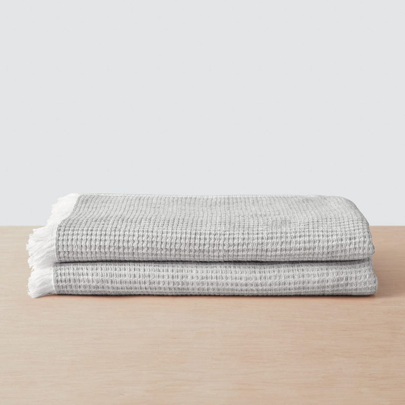 Set of two light grey bath towels, light-grey