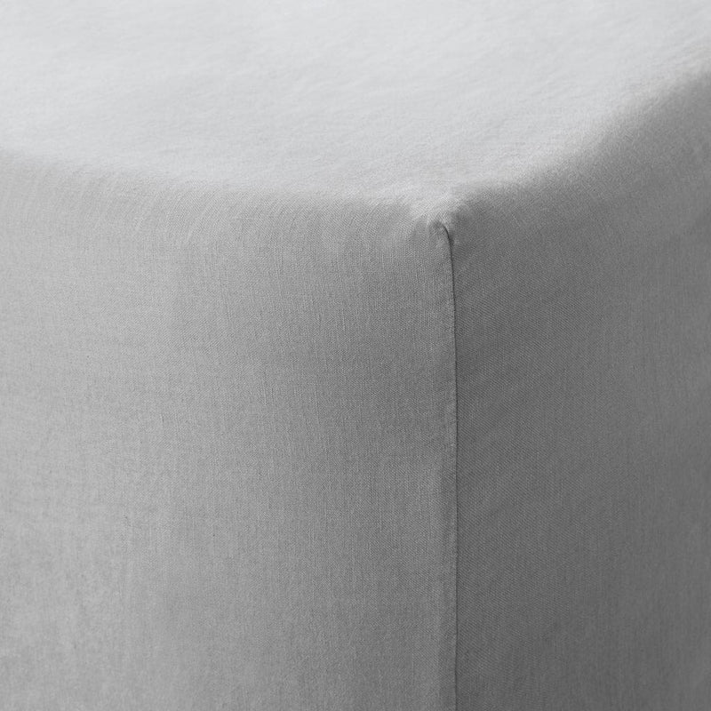 Detail of fitted sheet corner, light-grey