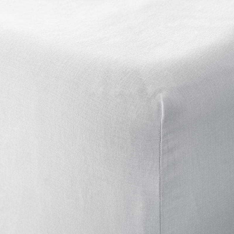 Detail of fitted sheet corner, white