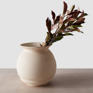 Ceramic vase handcrafted in Chile, white