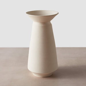 Ceramic vase handcrafted in Chile, white