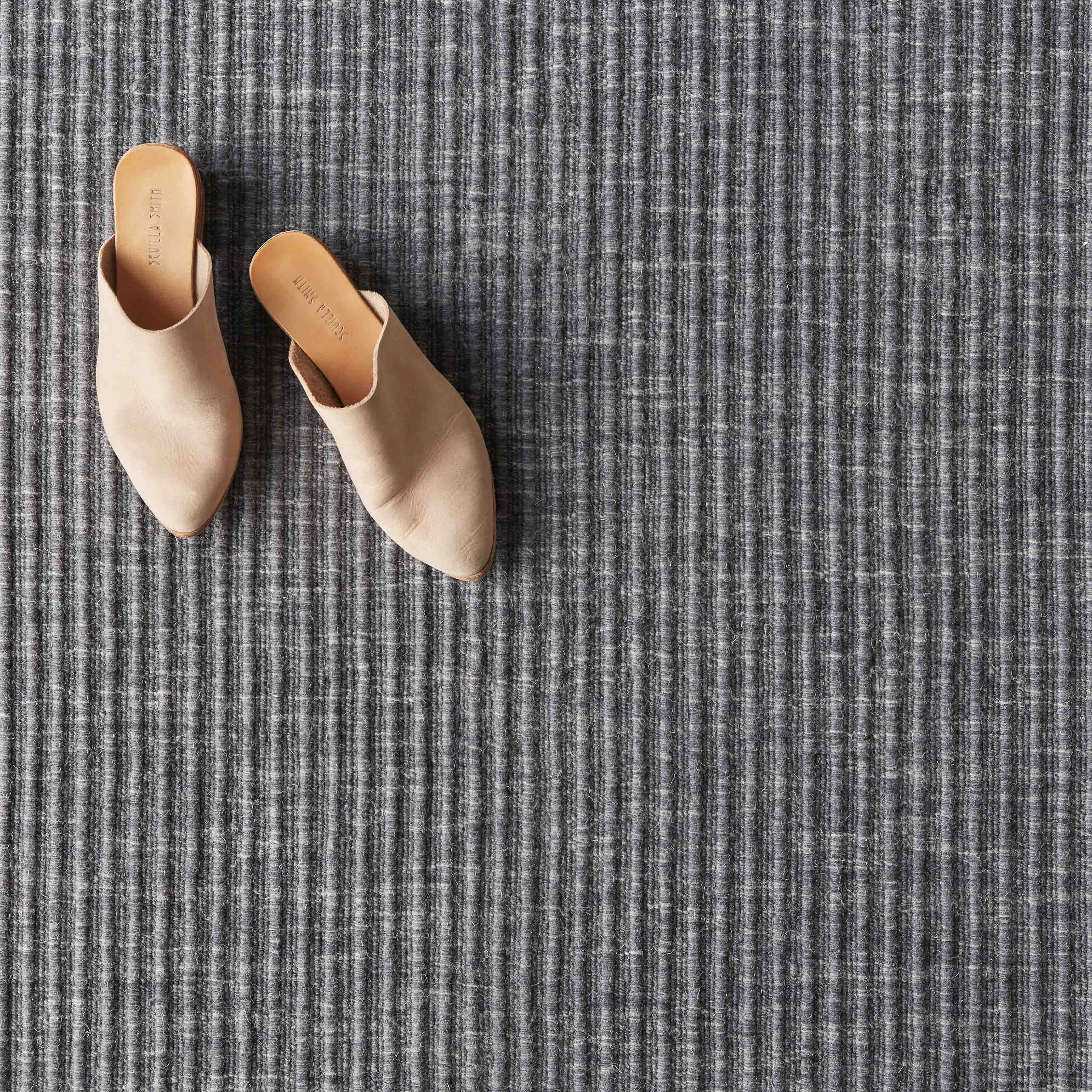 小物 Atto Vannucci (tre pieghe) Bhakti Handwoven Area Rug – The Citizenry