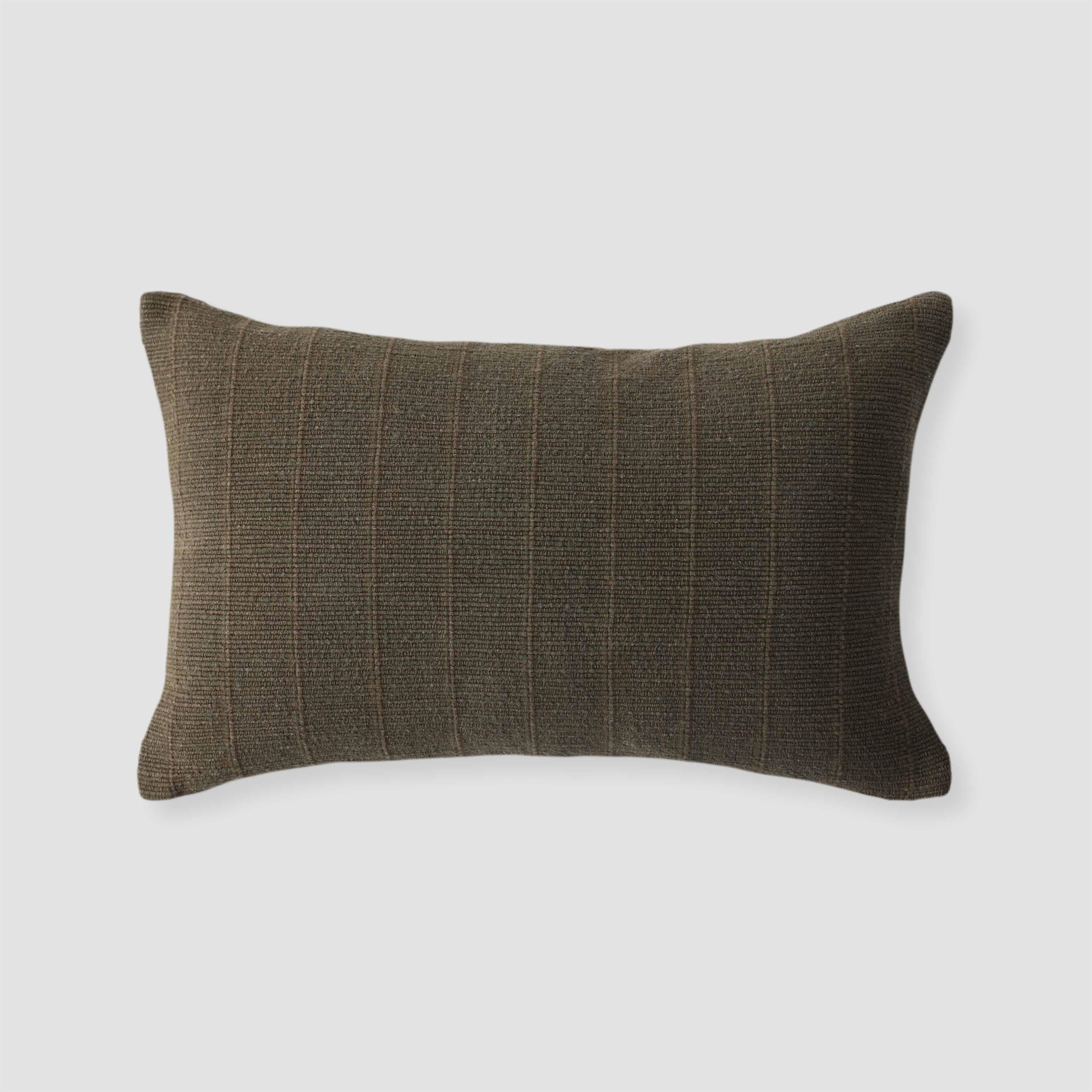 brunt チョコチップLUMBER CUSHION CHAIR PILLOW Daphne Lumbar Pillow – The Citizenry