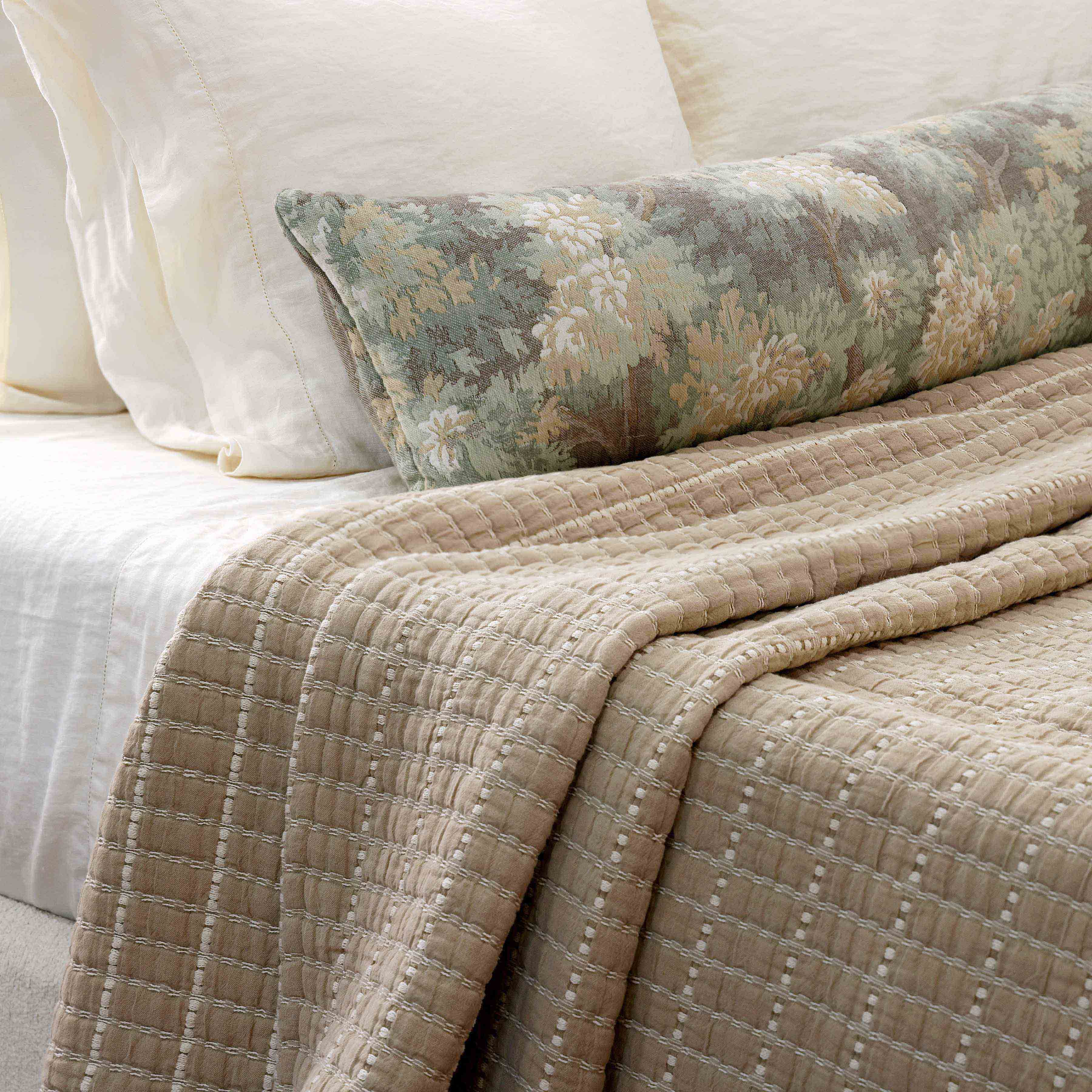 Jangal Jacquard Pillow – The Citizenry