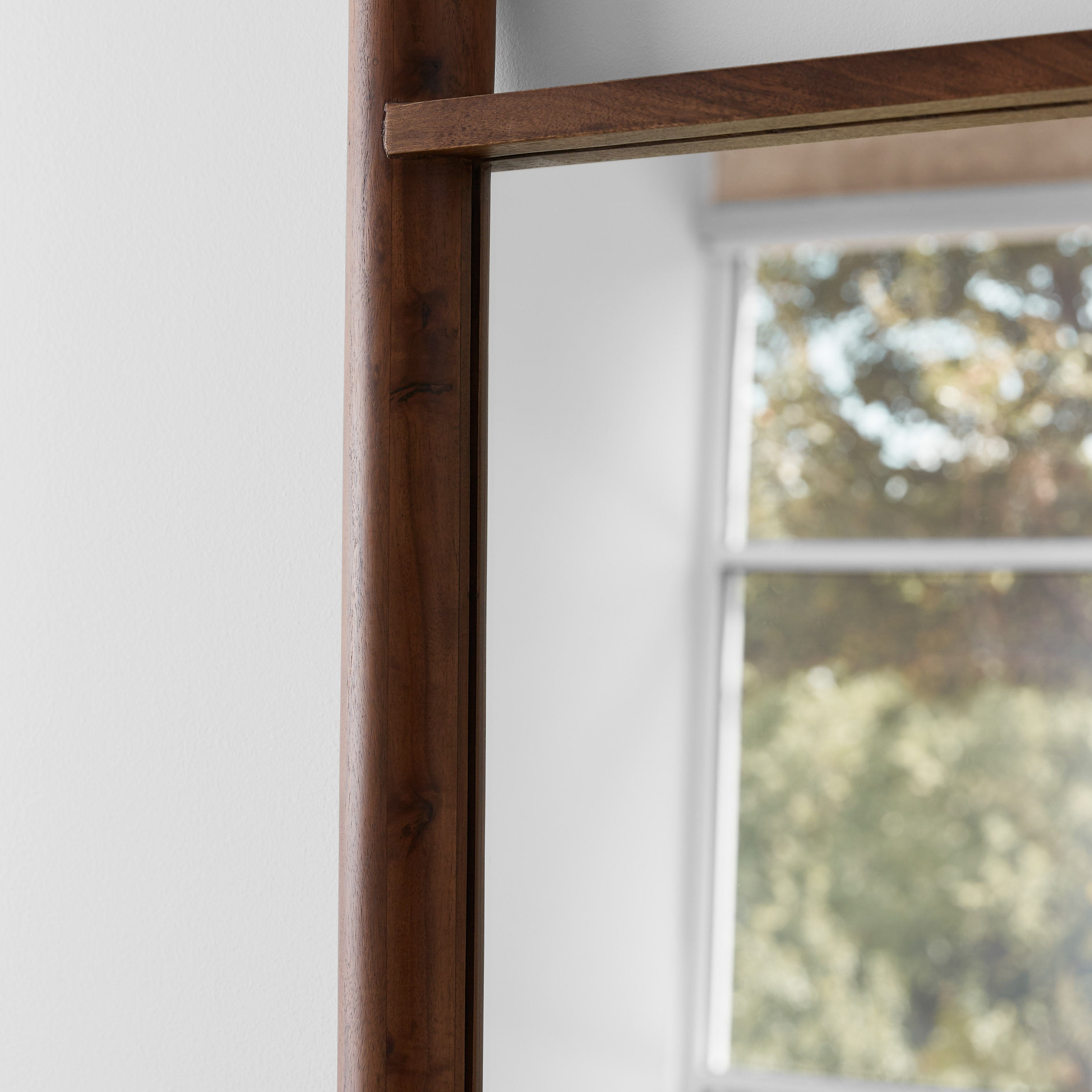 Johar Wood Floor Mirror - Thumbnail 4