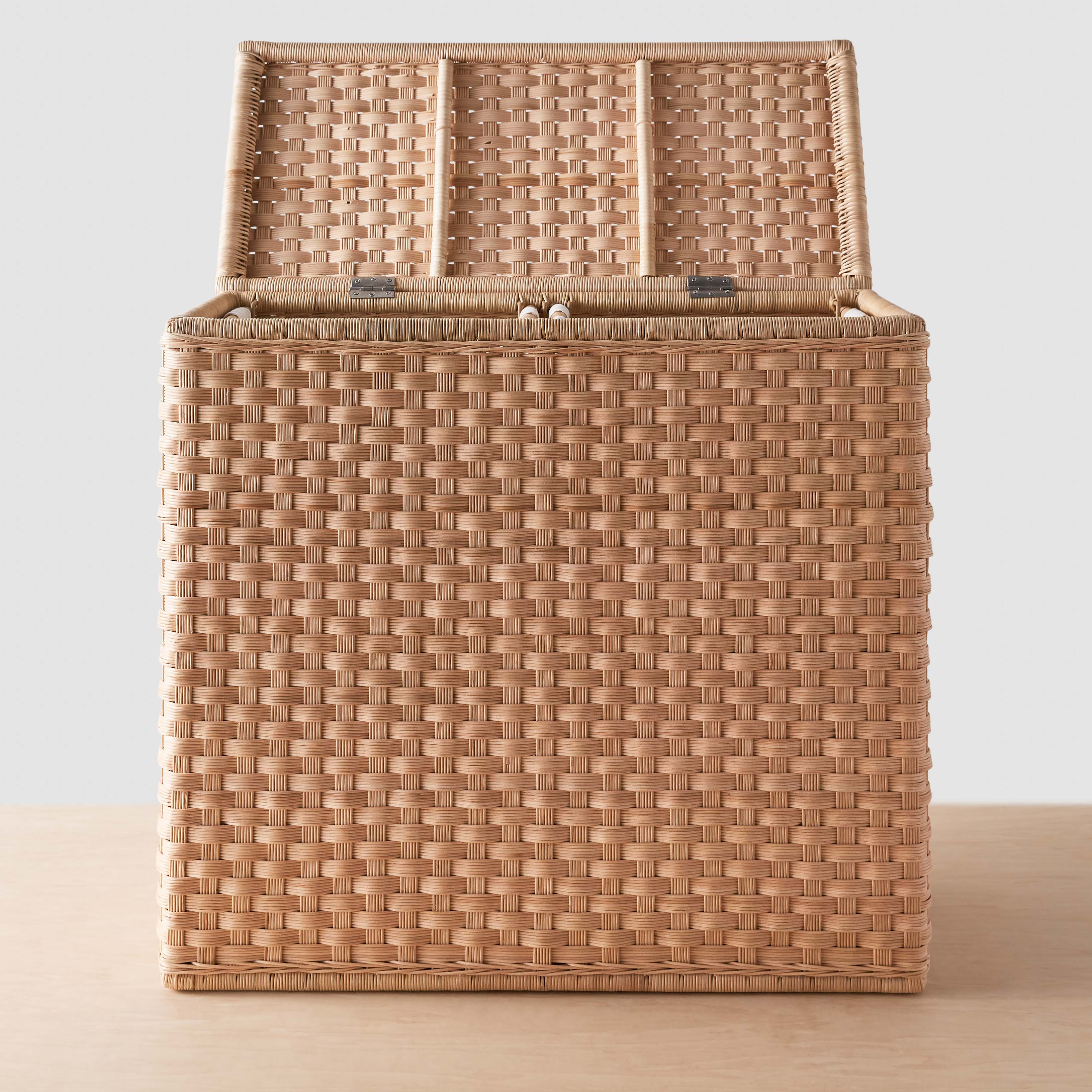 Kawi Wicker Hamper – The Citizenry