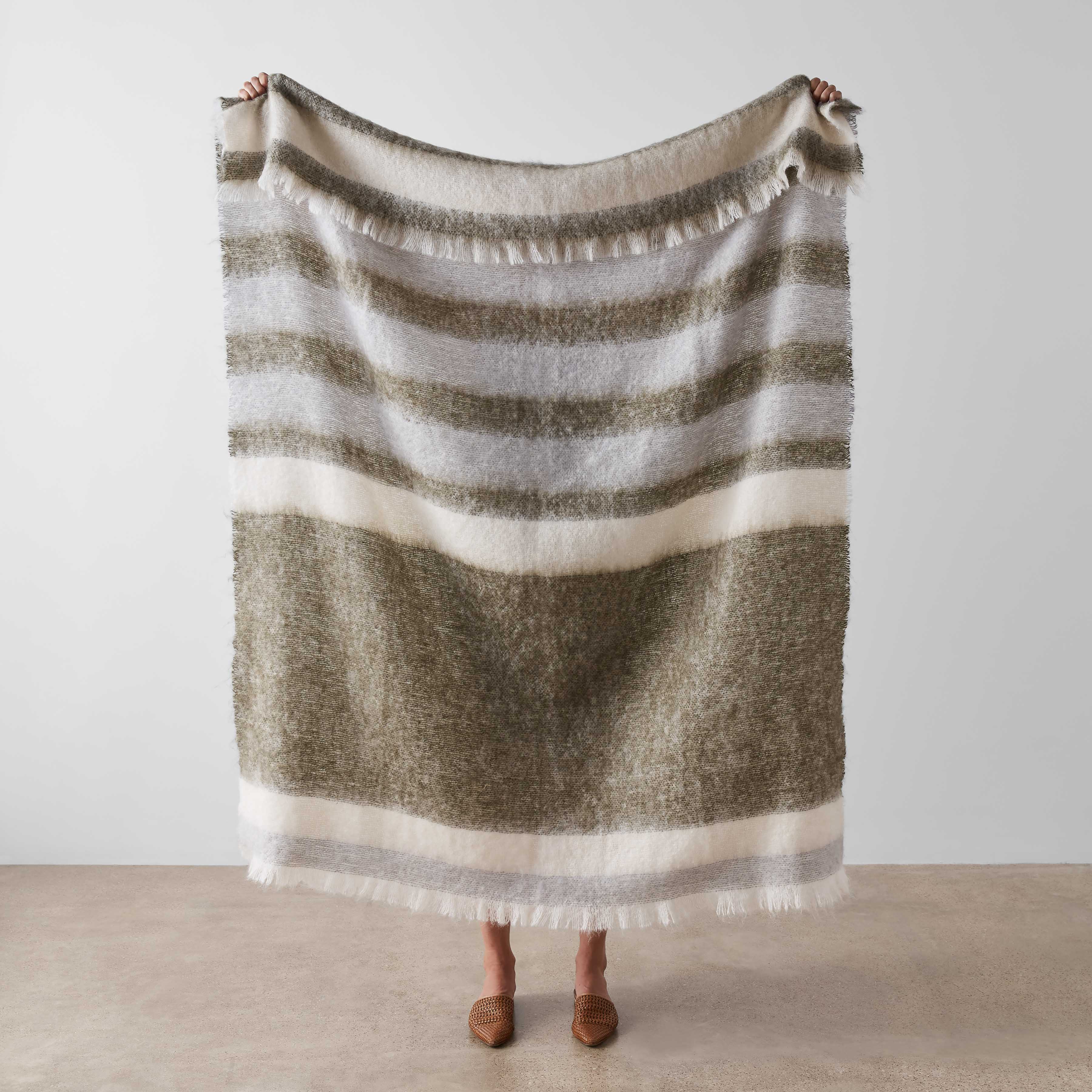Mullins Mohair Throw – The Citizenry
