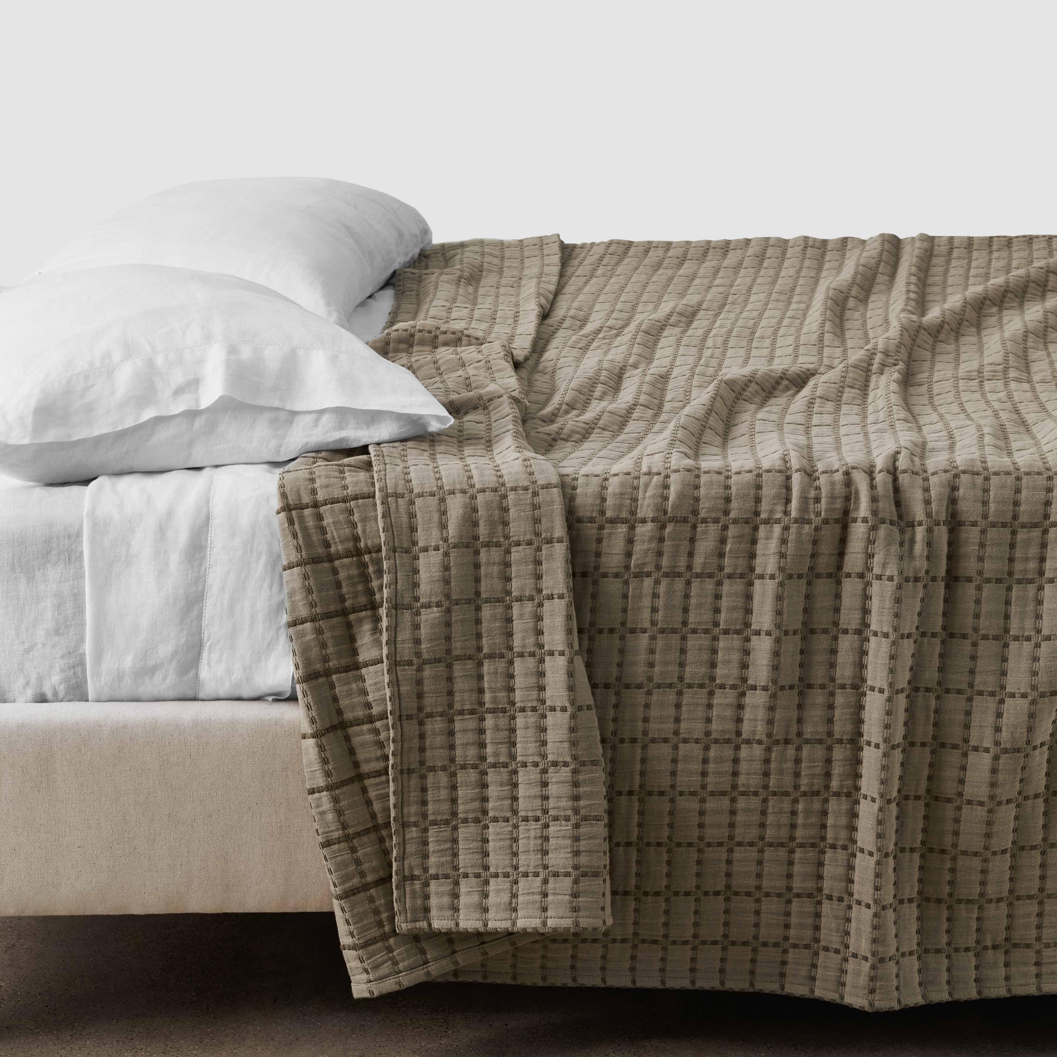 Naya Organic Cotton Quilted Bed Blanket