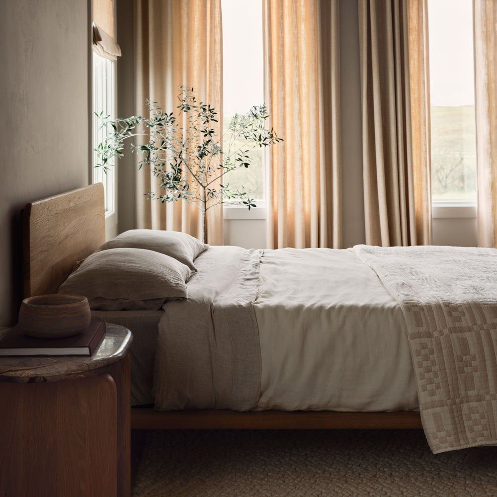 Ravi Platform Bed – The Citizenry