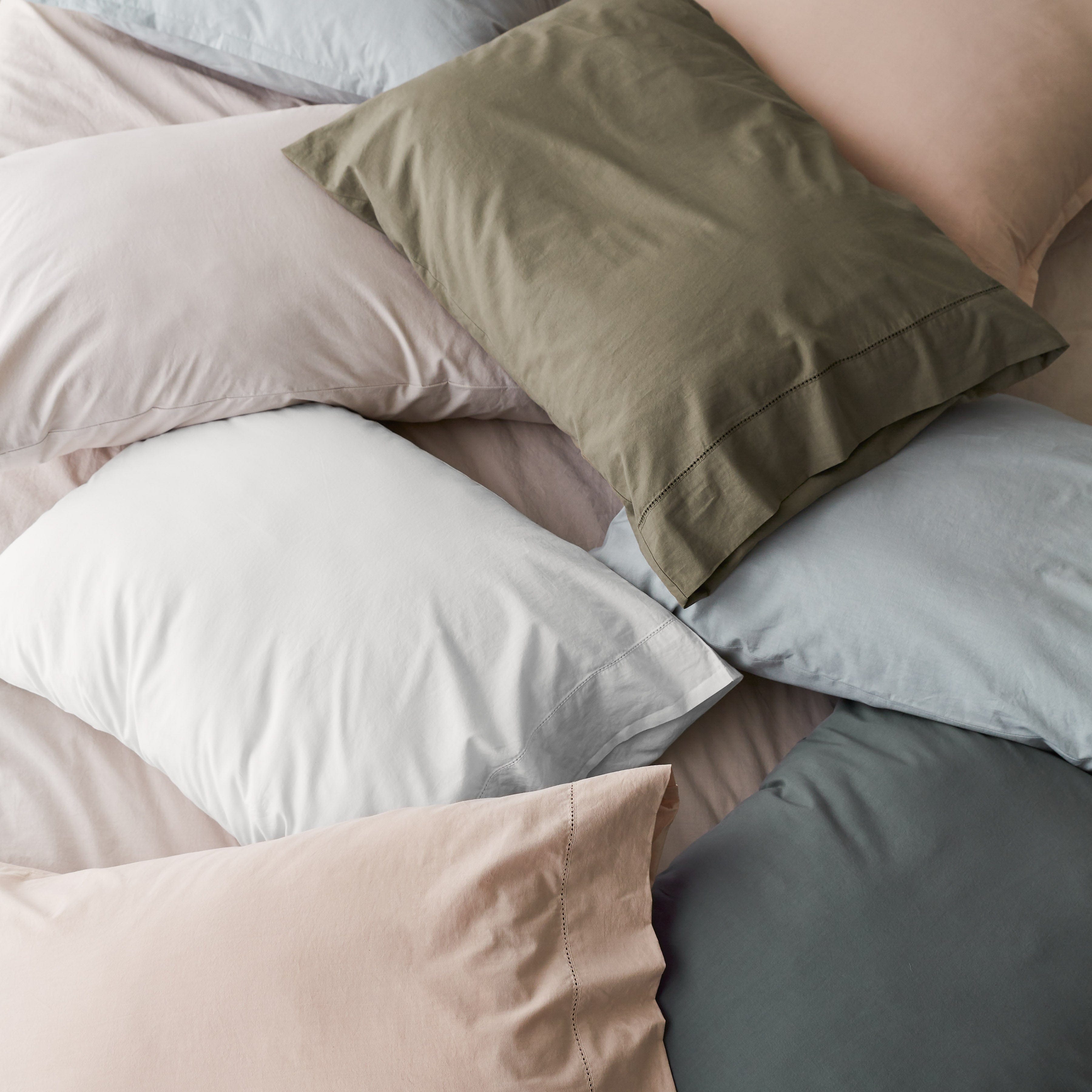 Stonewashed Organic Cotton Percale Pillowcases - Thumbnail 3