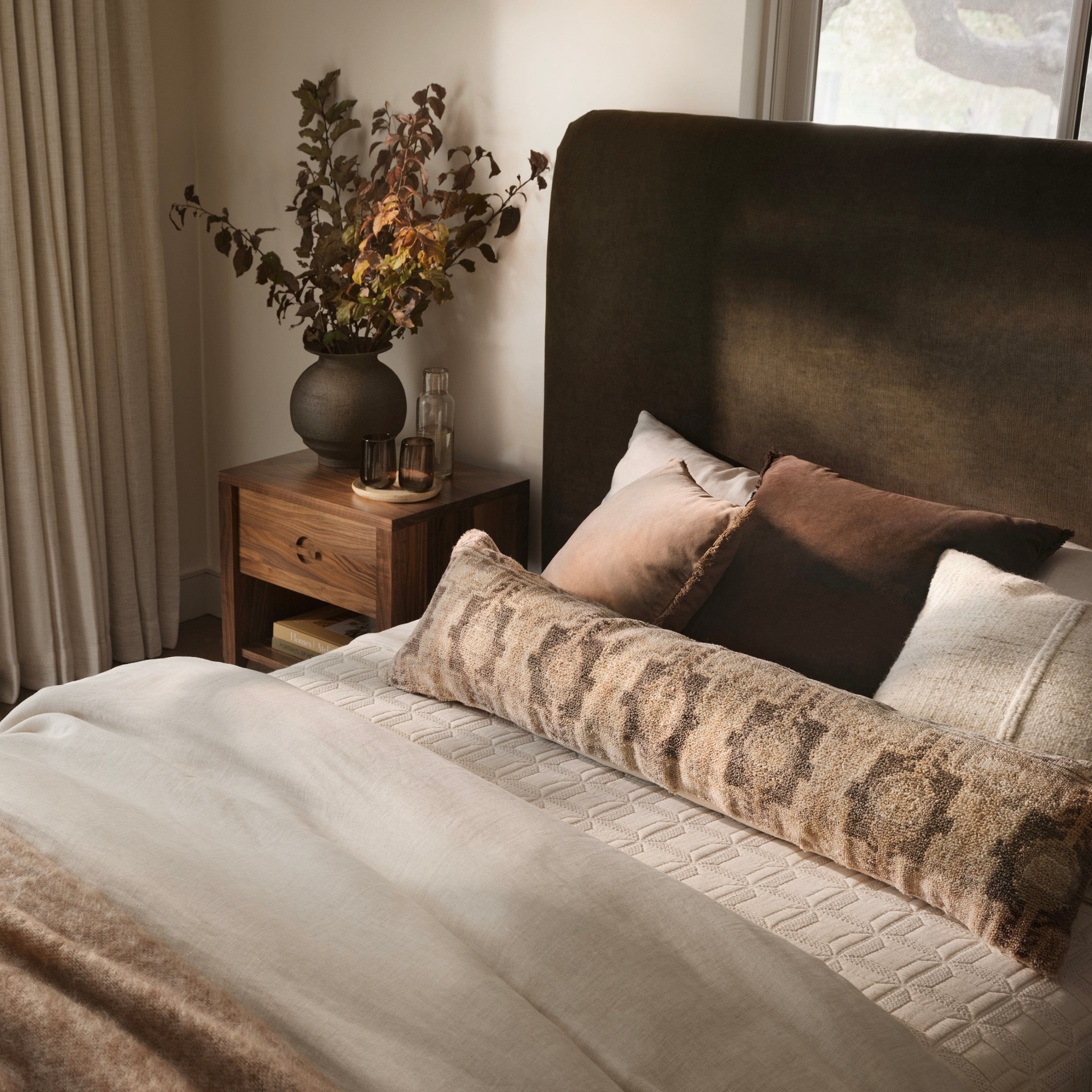 Hana Hand-Knotted Lumbar Pillow – The Citizenry