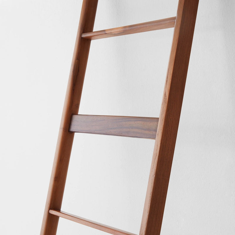 teak wooden ladder closeup, Warm-Caramel