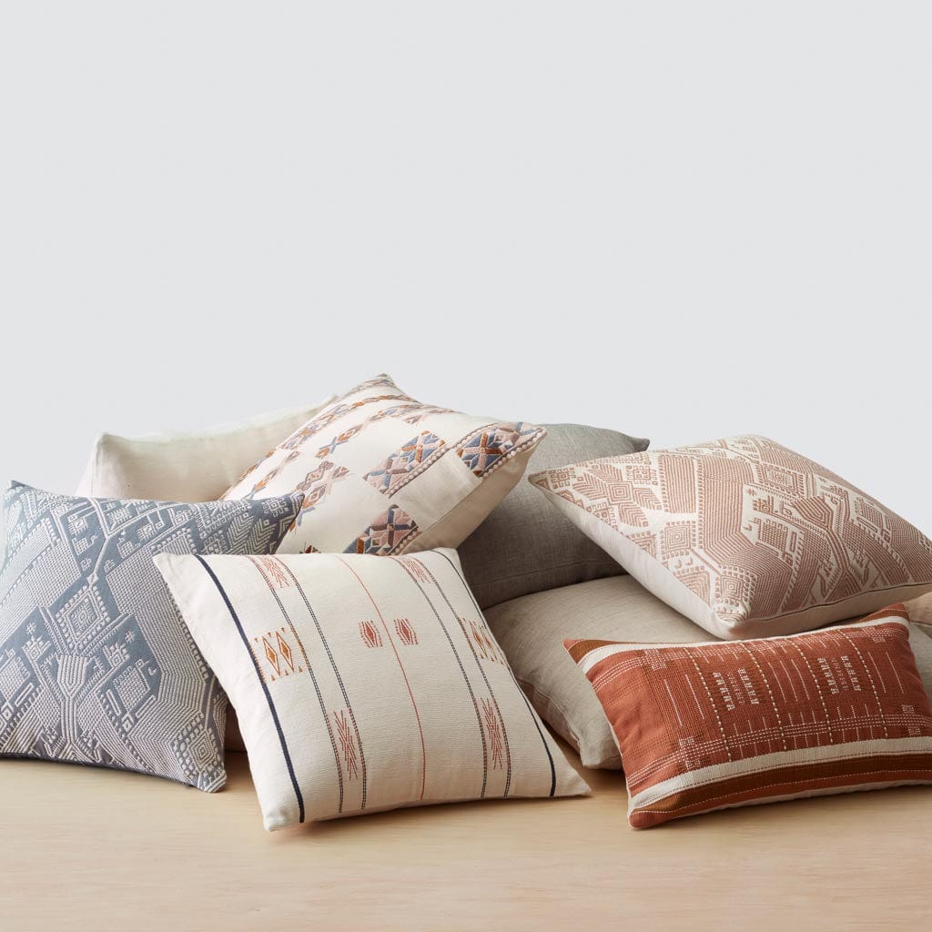 The Citizenry Mora Lumbar Pillow - Thumbnail 4
