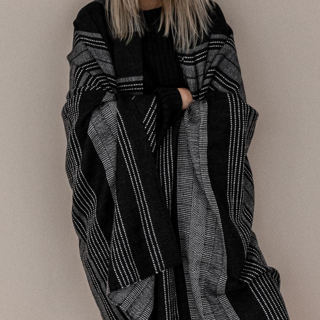 Alpaca Throw Blanket | Hand-loomed in Peru – The Citizenry