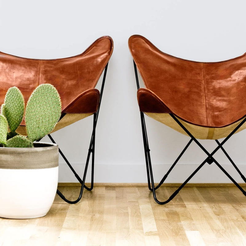 Modern Leather Butterfly Chairs in Cognac and Black, cognac-leather