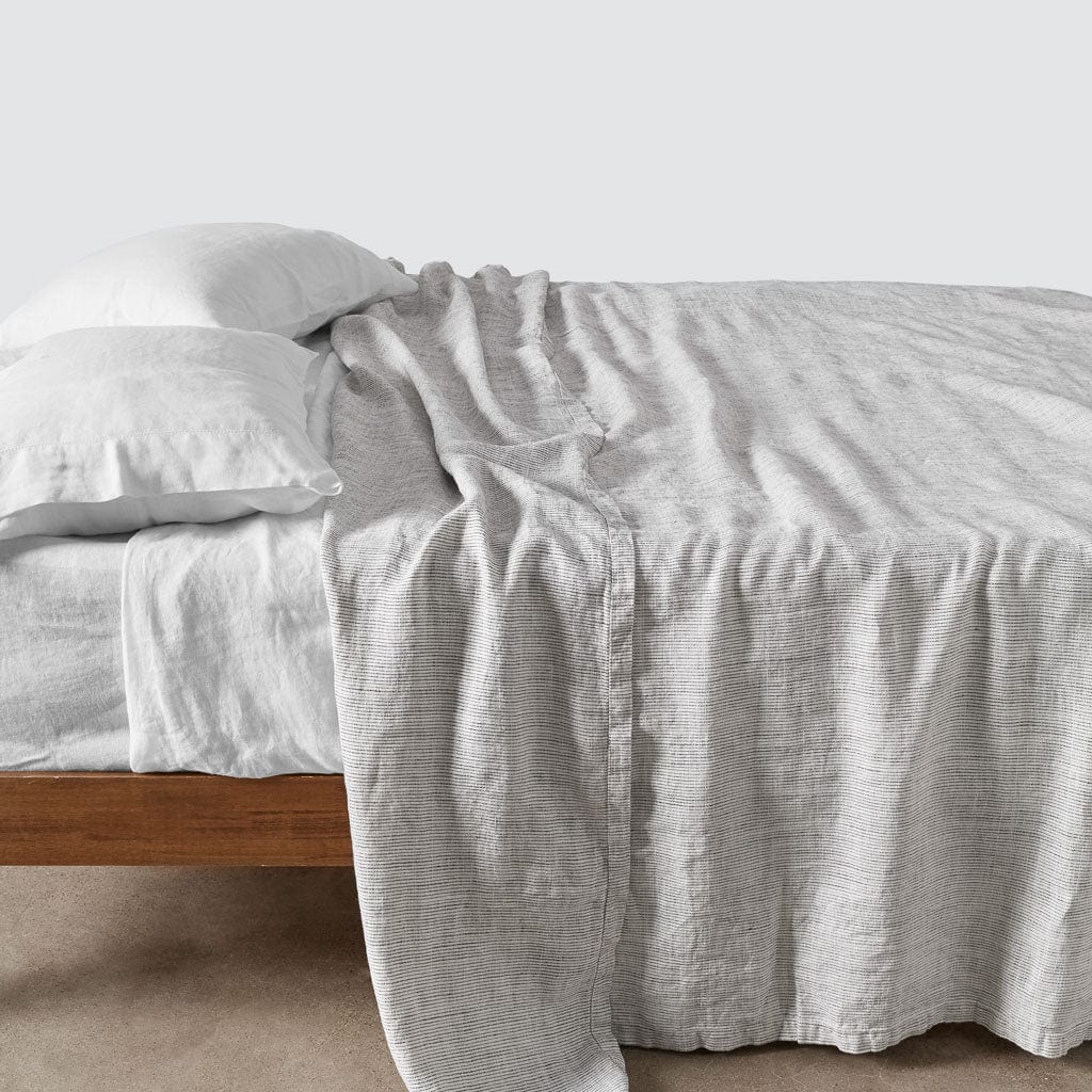 Stonewashed Linen Bed Cover – The Citizenry