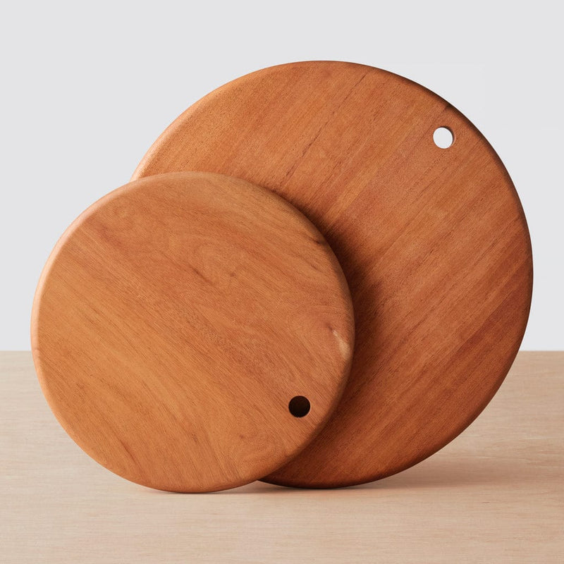 Set of 2 round wooden charcuterie boards, mahogany